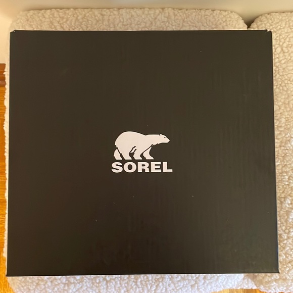 Sorel Cate waterproof taupe suede boots | Size 12 | NWT - Picture 7 of 9